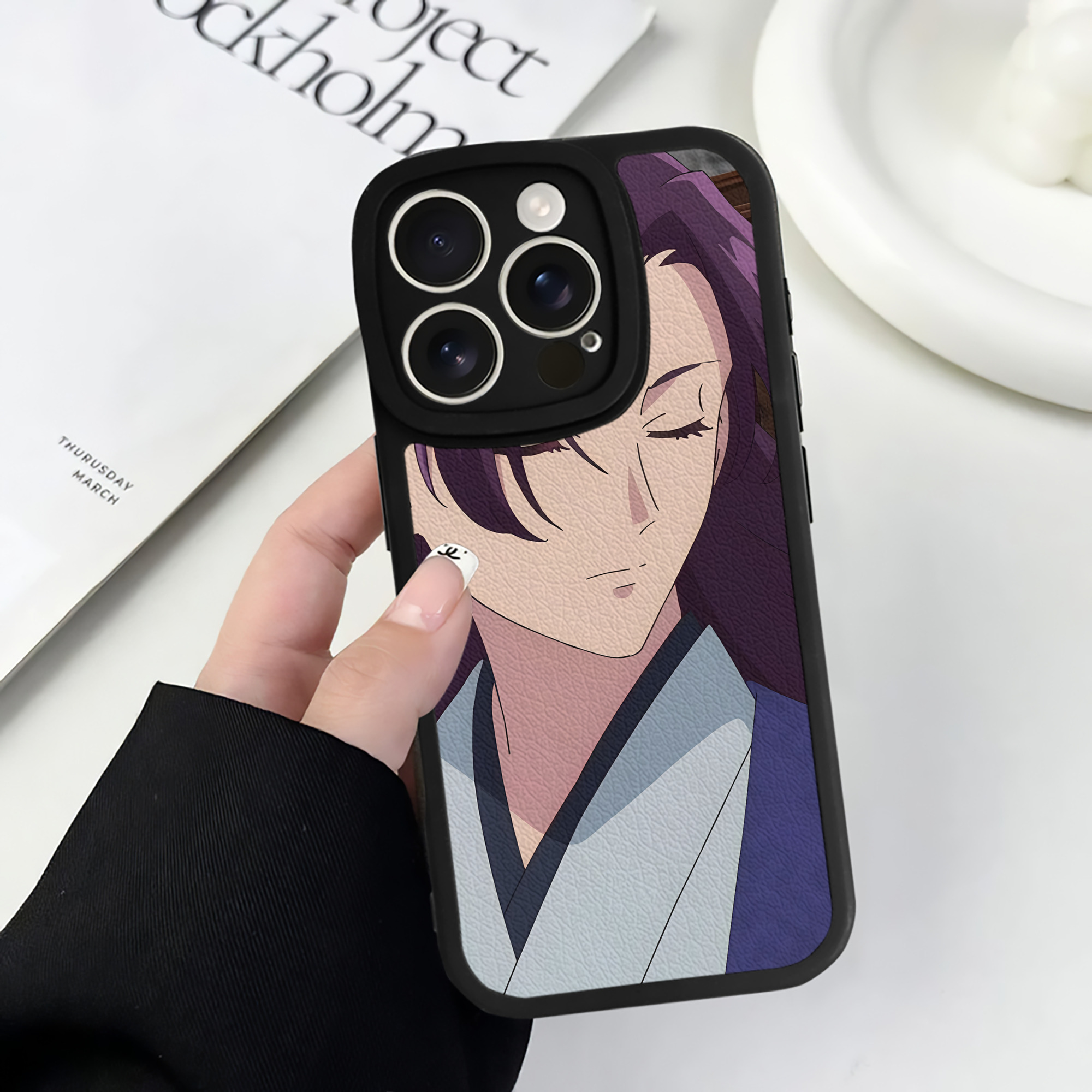 薬屋のひとりごと The Apothecary Diaries 【iPhone 16シリーズ対応】シリコンスマホケース（レザー調） 材質：シリコン